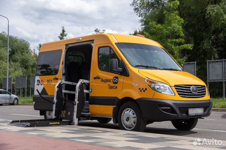 Водителей для перевозки маломобильных граждан