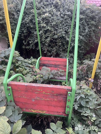 Качель уличная