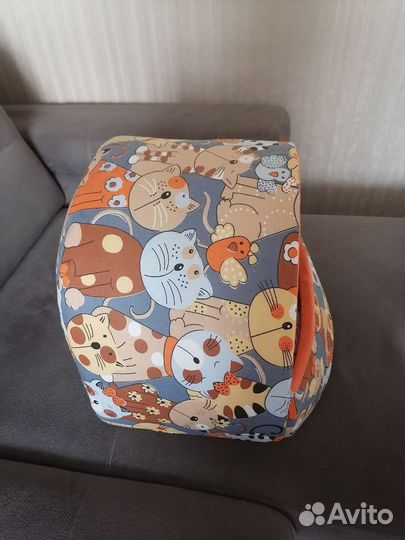Лежанка для кошек