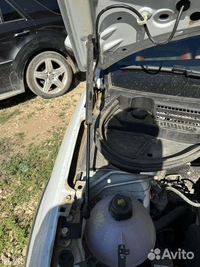 Газовые упоры капота лада веста