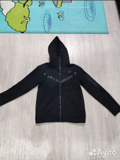 Кофта nike tech fleece