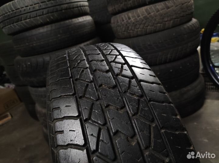 Kelly Charger 215/60 R16