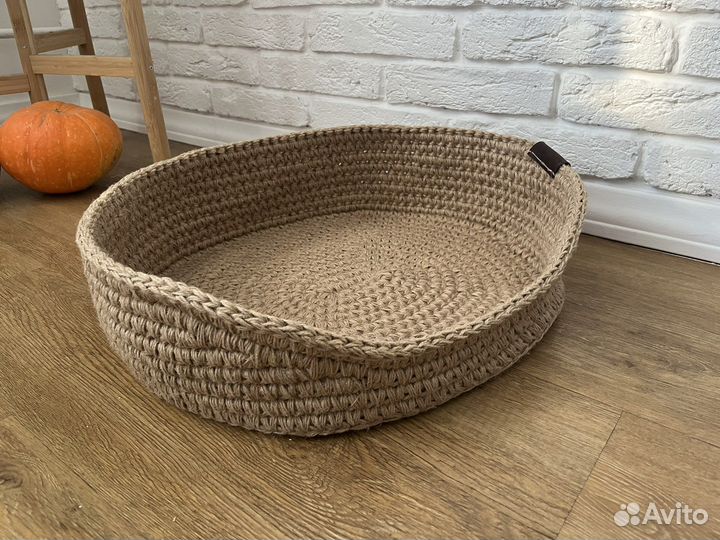 Новая лежанка из джута 53*43 см с подушкой