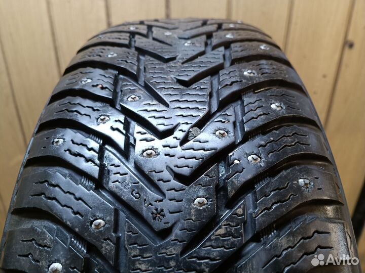 Nokian Tyres Hakkapeliitta 8 SUV 225/60 R18
