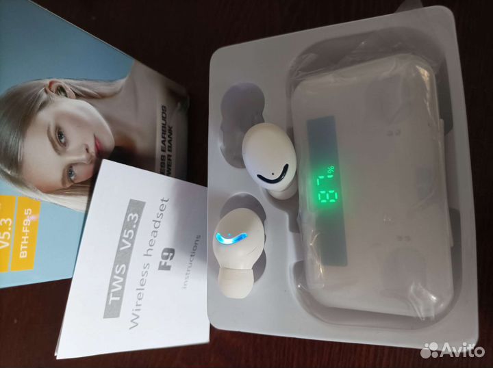 Беспроводные наушники TWS BTH-F9 новые