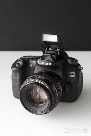 Зеркальный фотоаппарат Canon 60D + 50mm f/1.4