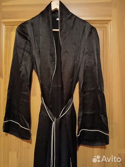 Халат женский длинный шелковый