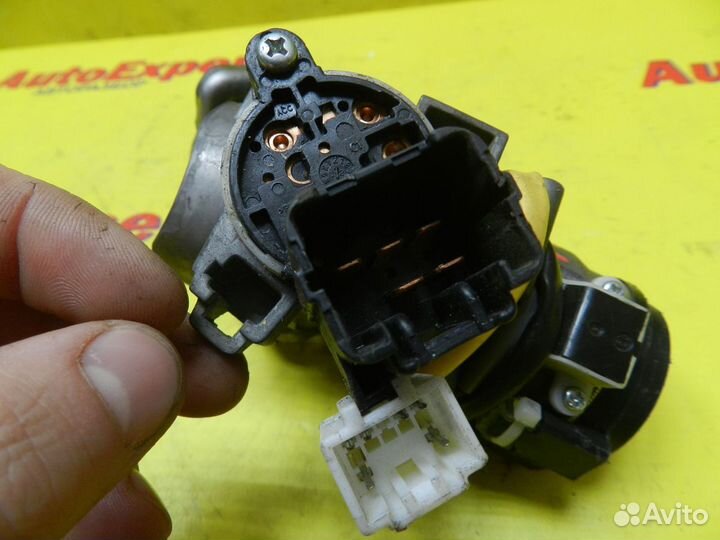 Замок зажигания Skoda Rapid