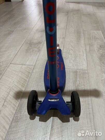 Maxi micro deluxe LED самокат