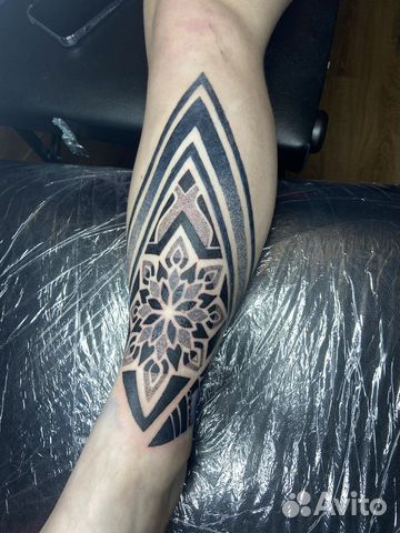 Модель для тату