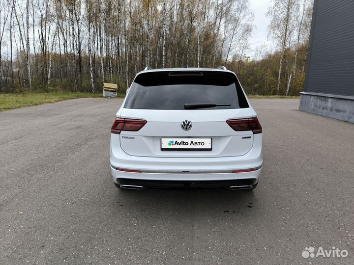 Volkswagen Tiguan 2.0 AMT, 2020, 112 300 км