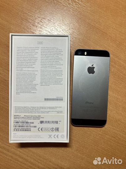 Телефон iPhone 5s