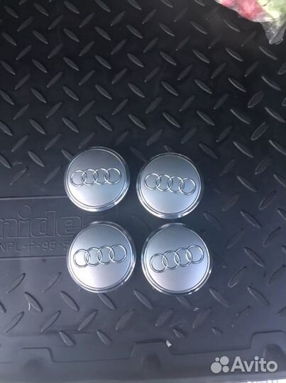 Колпачки на литые диски audi