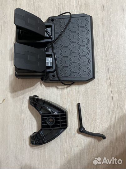 Игровой руль thrustmaster t128