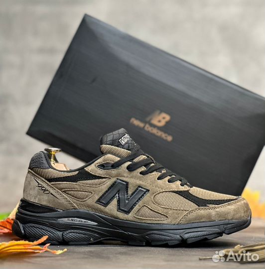 New Balance 990