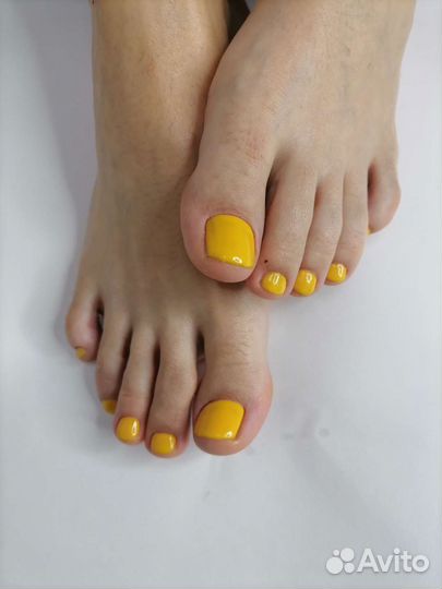 Маникюр и педикюр