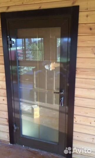 Дверь входная алюминиевая