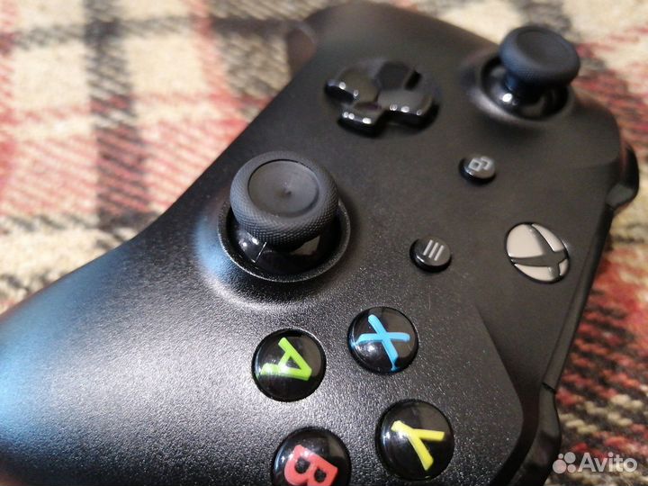Геймпад Xbox One в отличном состоянии
