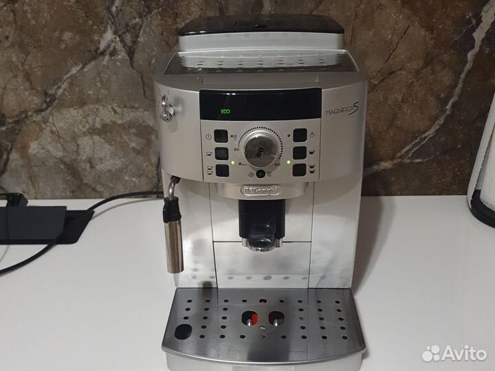 Кофемашина delonghi ecam 22.110 sb
