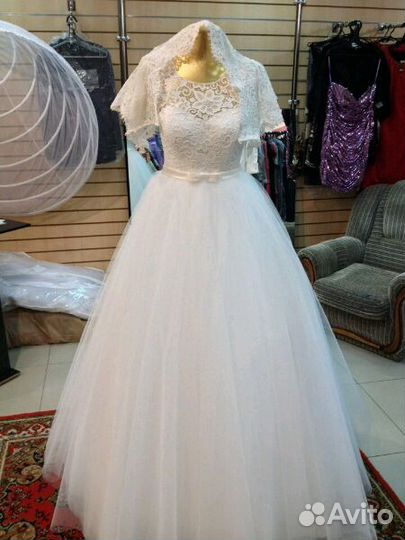 Платье свадебное