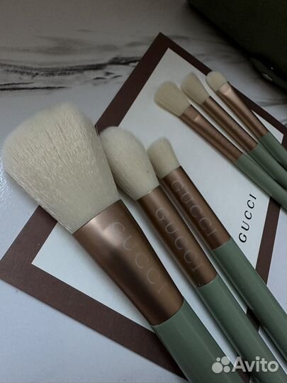 Набор кисточек для макияжа Gucci