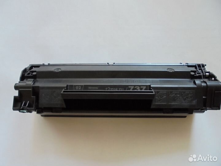 Продаю тонер-картридж тс-С737 черный (новый)