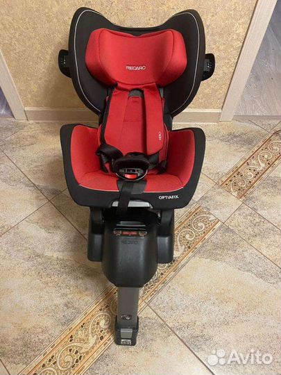 Детское автокресло Recaro Optiafix