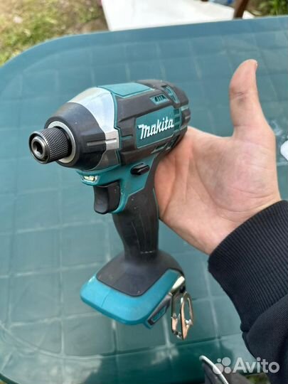 Аккумуляторный шуруповерт Makita DTD152Z