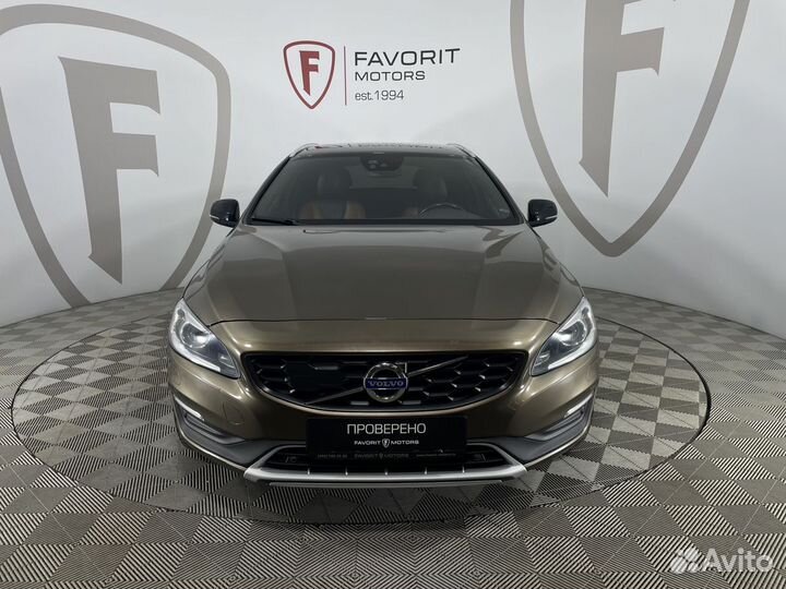 Volvo V60 Cross Country 2.4 AT, 2018, 177 000 км