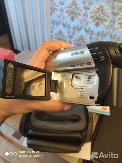 Видеокамера sony