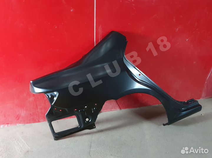 Крыло правое заднее Toyota Corolla E150