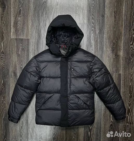 Зимние куртки Moncler