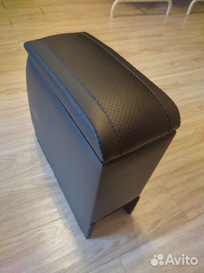 Подлокотник Рено Логан 2, Сандеро 2