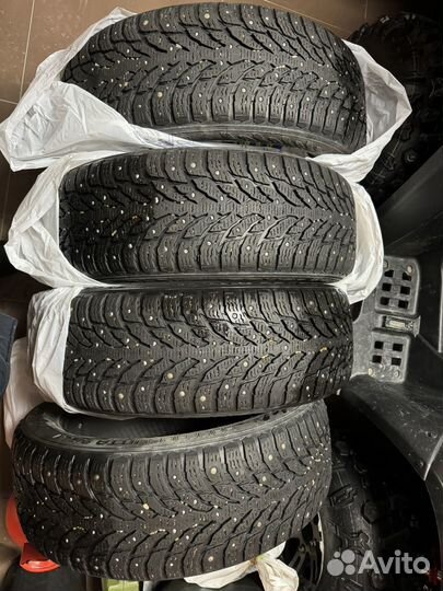 Nokian Tyres Hakkapeliitta 9 SUV 235/55 R20