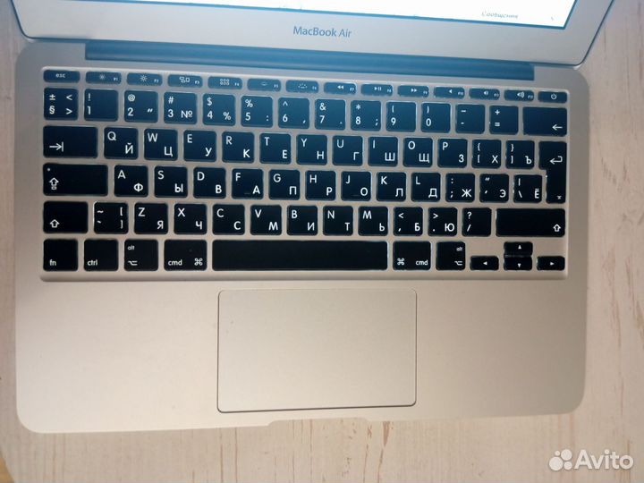 Apple macbook air 11 2012