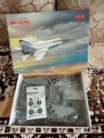 1/72 Сборная модель самолета миг-25