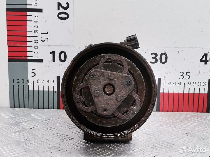 Компрессор кондиционера для Nissan Note Z0005068A