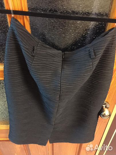 Юбка-карандаш.Новая,чёрного цвета.Размер 48-50