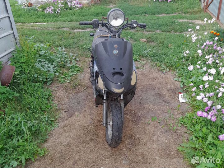 Продам скутер 72 куба