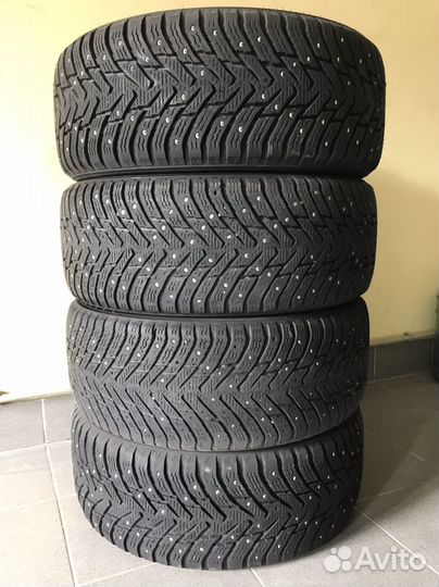 Nokian Tyres Hakkapeliitta 8 SUV 235/55 R17 103T