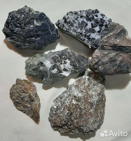 Минералы Актиналит,галенитсхалькоперитом,магнетит