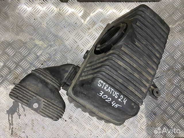 Корпус воздушного фильтра Додж Стратус 2,4
