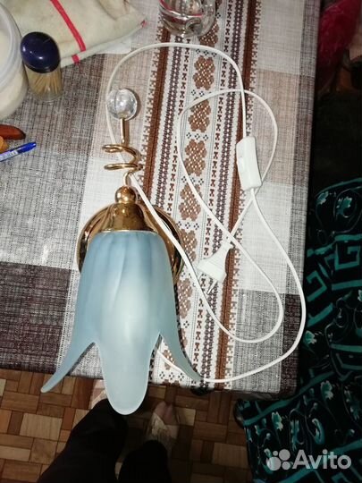 Люстры, бра