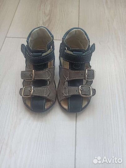 Сандалии Котофей 22