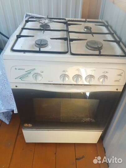 Продам газовую плиту