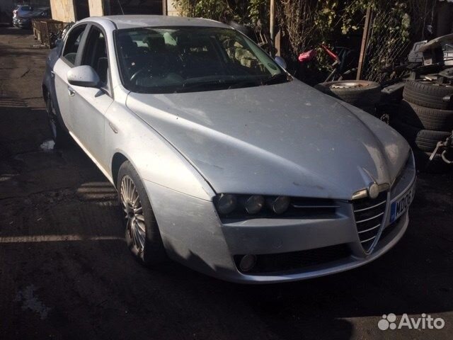 Разбор на запчасти Alfa Romeo 159