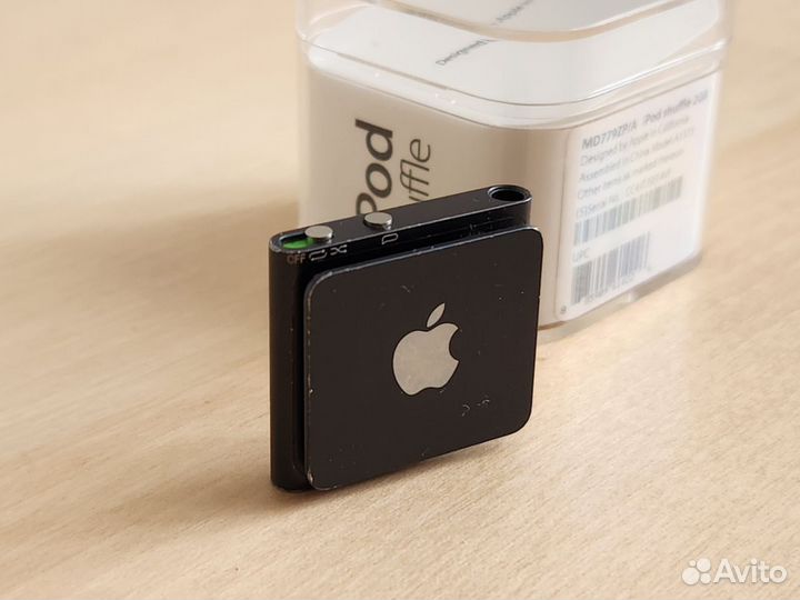 Оригинальный Apple iPod Shuffle 4 (A1373)