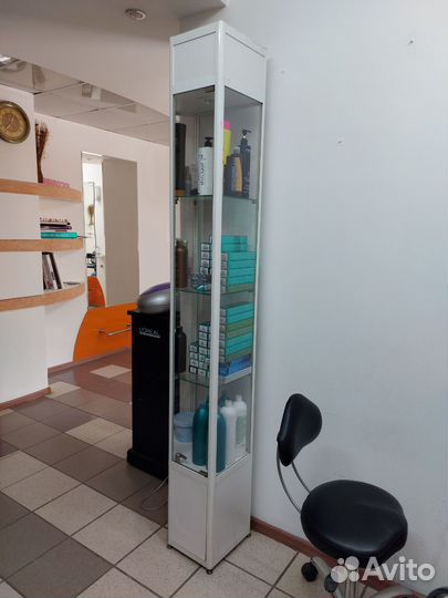 Стеклянная витрина