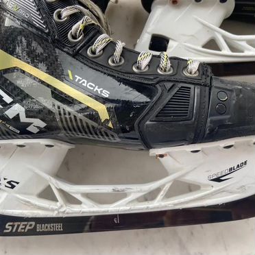 Коньки хоккейные CCM AS-V Pro размер 5