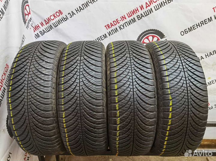 Goodyear Vector 4Seasons Gen-2 215/60 R17 96H